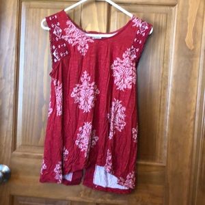 NEW WITH TAGS LADIES SLEEVELESS TOP
